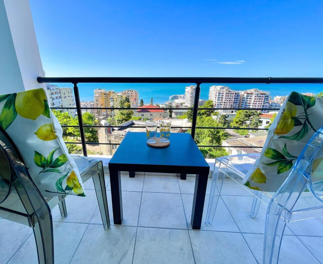 Nostalgic Sea View Apartments Durrës Exteriör bild